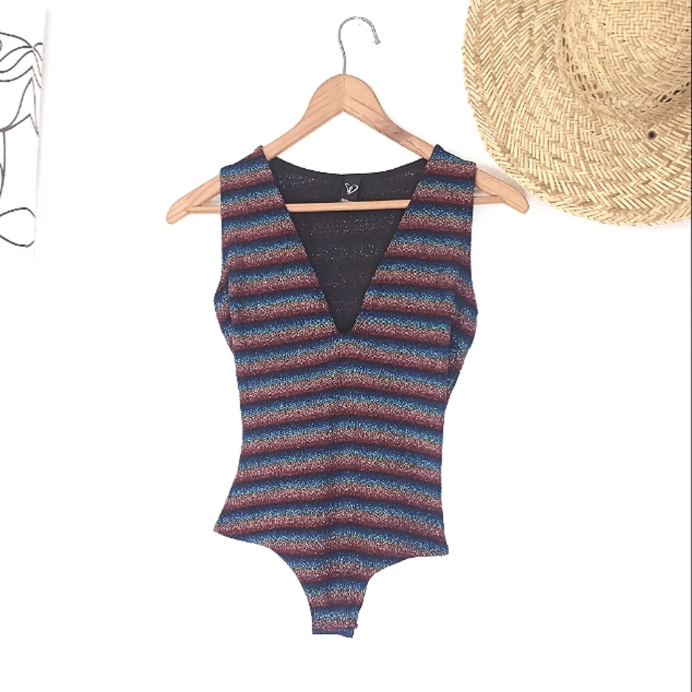 Windsor Metallic stripes V-neck tank Bodysuit Sz S